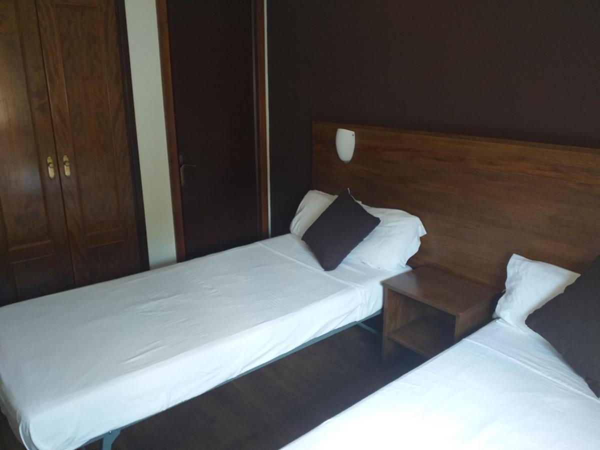 Hostal Sant Marcal Amer Kültér fotó