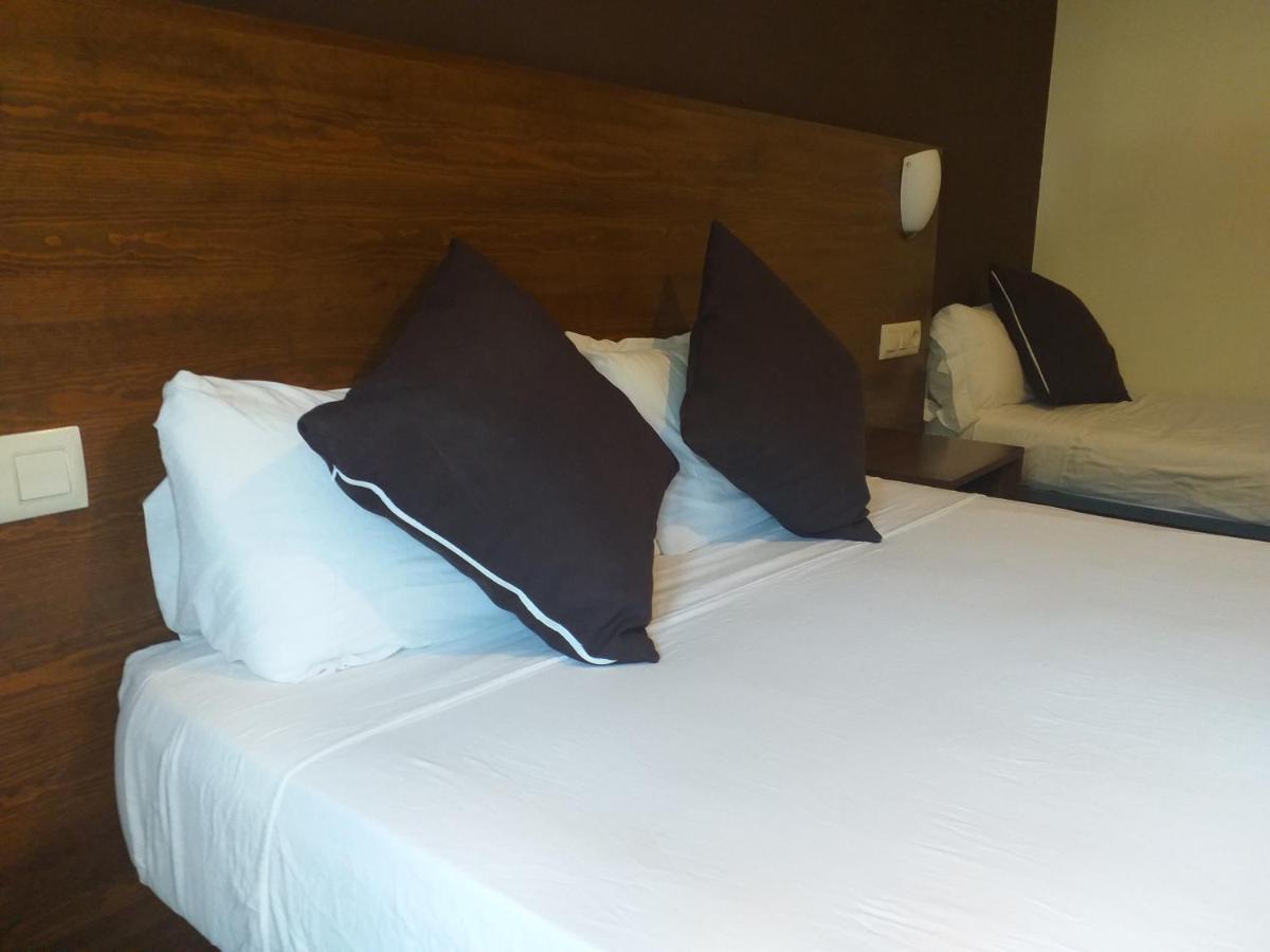 Hostal Sant Marcal Amer Kültér fotó